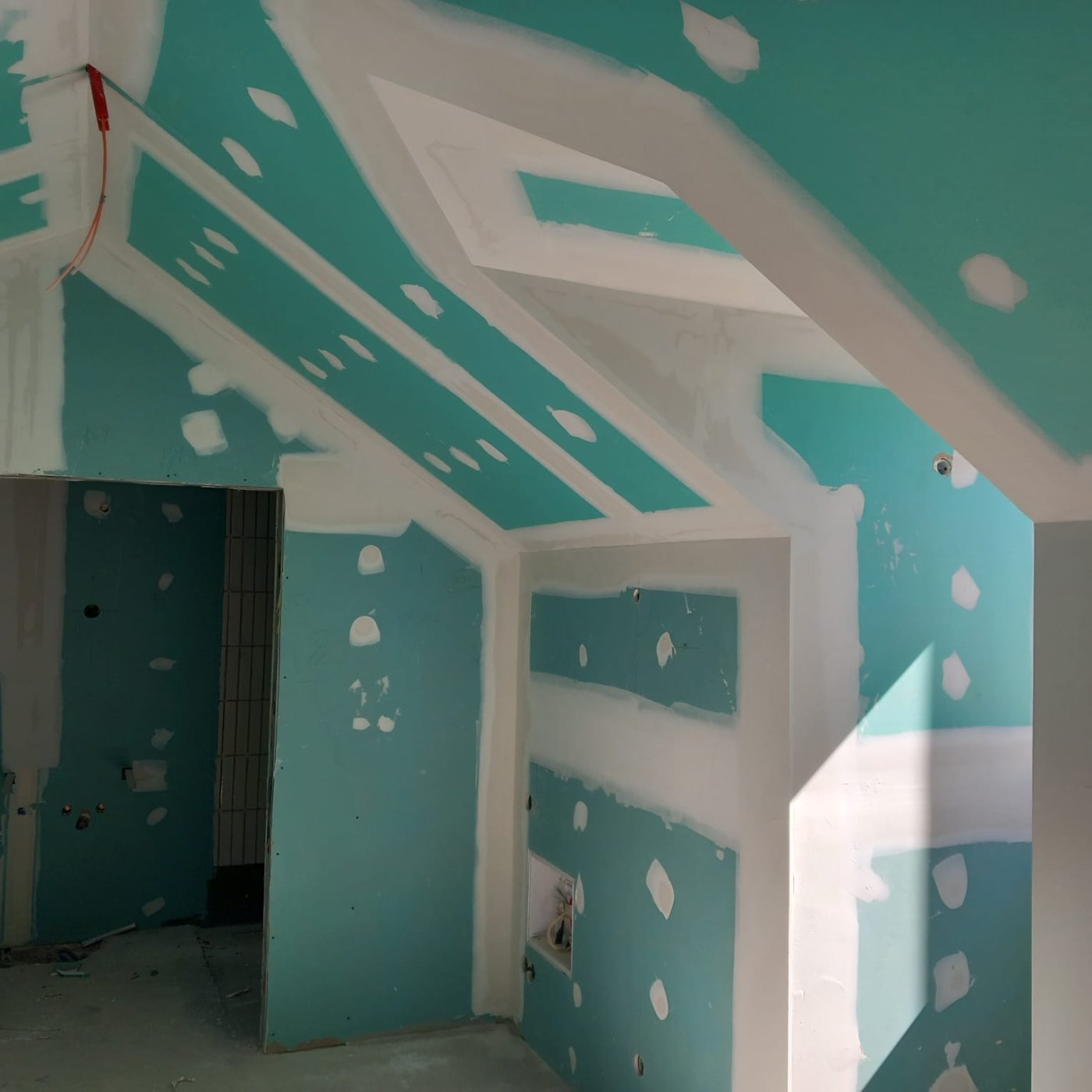 Elicarlos Santos Unip Lda - Obras, remodelações e manutenção